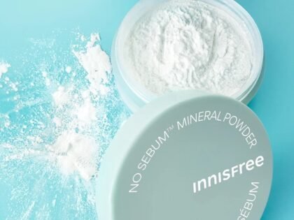 Innisfree No Sebum Mineral Powder 5G | بودرة إنيسفري نو سيبم المعدنية للتحكم بالزيوت thumbnail 2